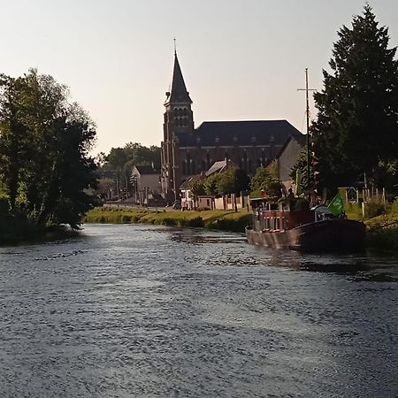 Aux 10 Ponts - Gite Aux Abords Du Fleuve La Somme - La Mer A 30 Min - La Nuit Pour 6 Voyageurs Buitenkant foto