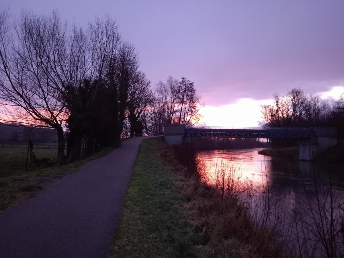 Aux 10 Ponts - Gite Aux Abords Du Fleuve La Somme - La Mer A 30 Min - La Nuit Pour 6 Voyageurs Buitenkant foto